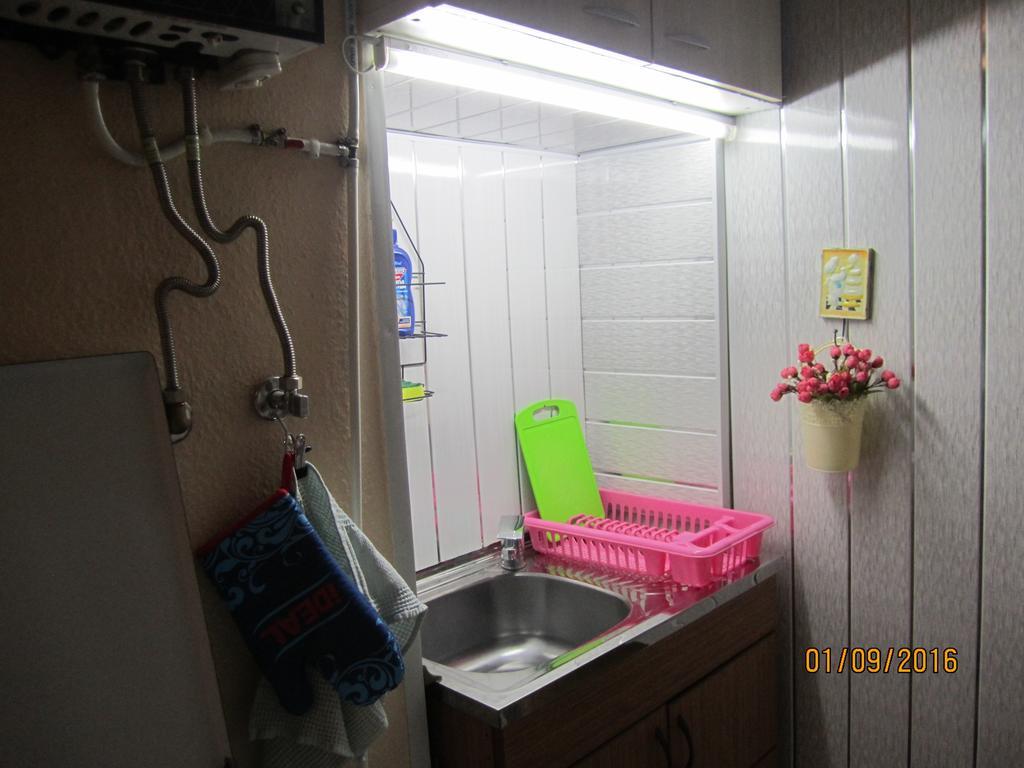 Дом Тины Apartamento Tbilisi Exterior foto